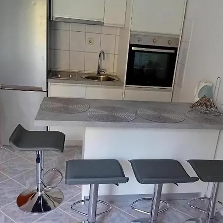 Apartament With Parking Space Mirca, Brac - 22108 *